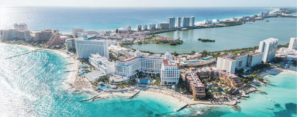 The Agency is representing a beachfront hotel property in Cancun