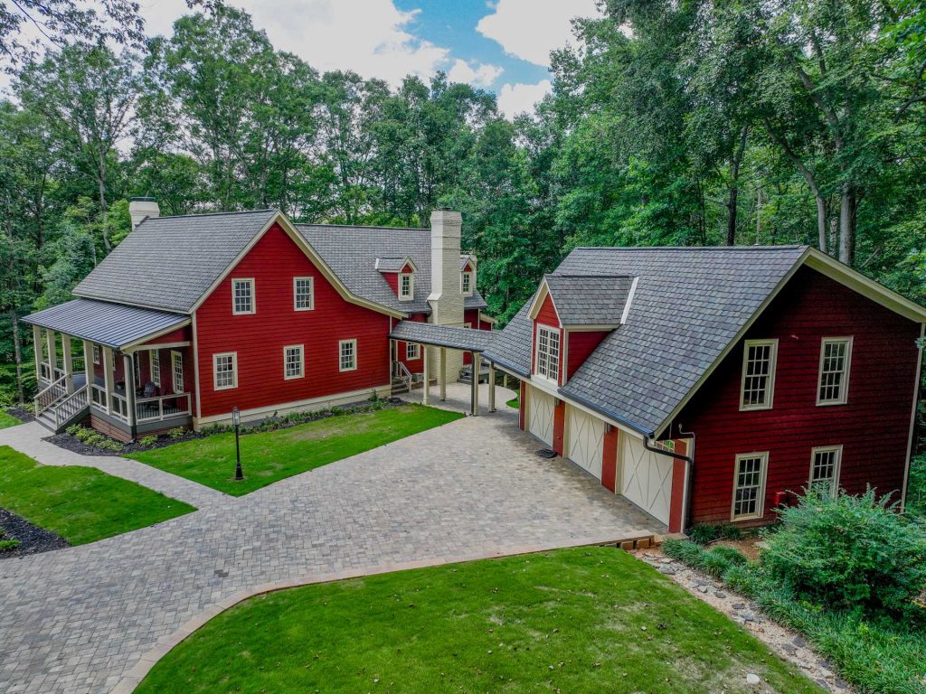 Bring the whole herd to Spindlewick Farm, an exceptional equestrian estate situated on 9.23 acres with two fenced turn-out pastures, a five-stall barn with hayloft, tack room and storage.