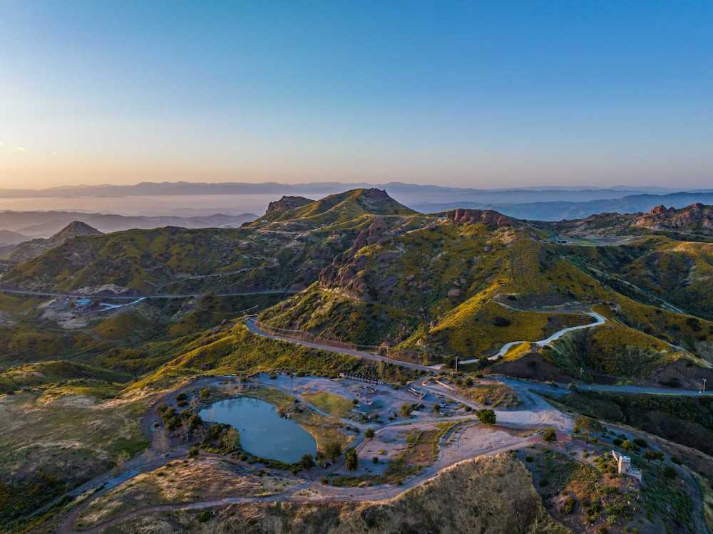 8 Unique Land Offerings On the Market, from Malibu to Las Vegas