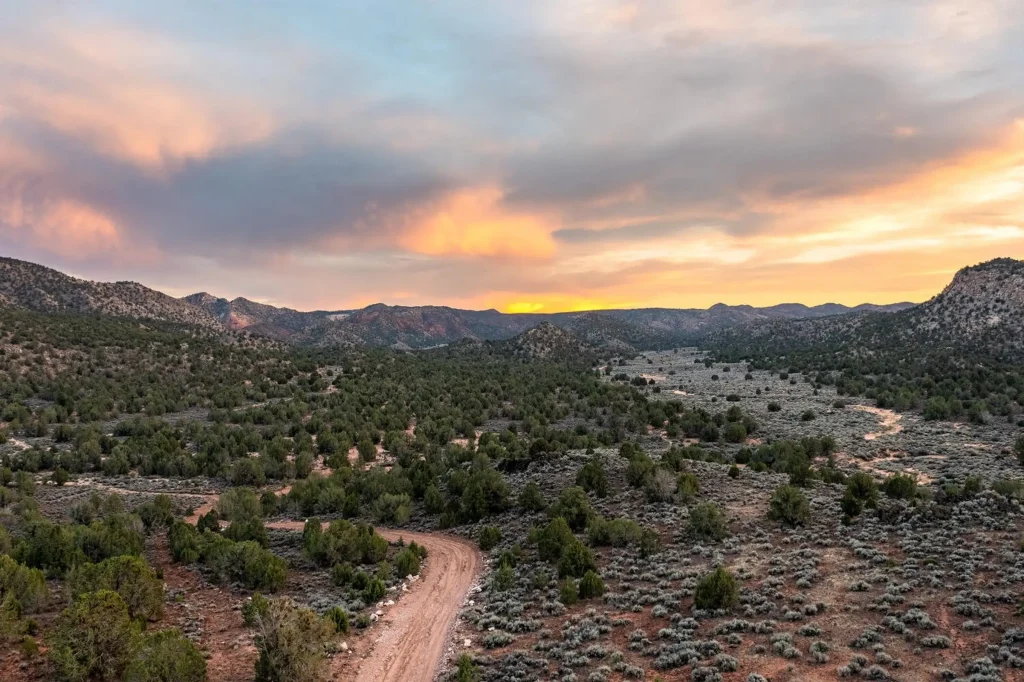 Framed on three sides by Utah’s Red Mountain Wilderness, this 71.75-acre property is poised to be an epic estate compound or a larger-scale residential development. 